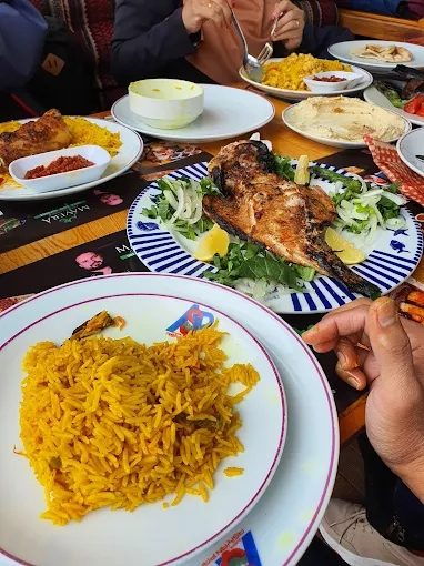 Mavera Cafe & Lounge