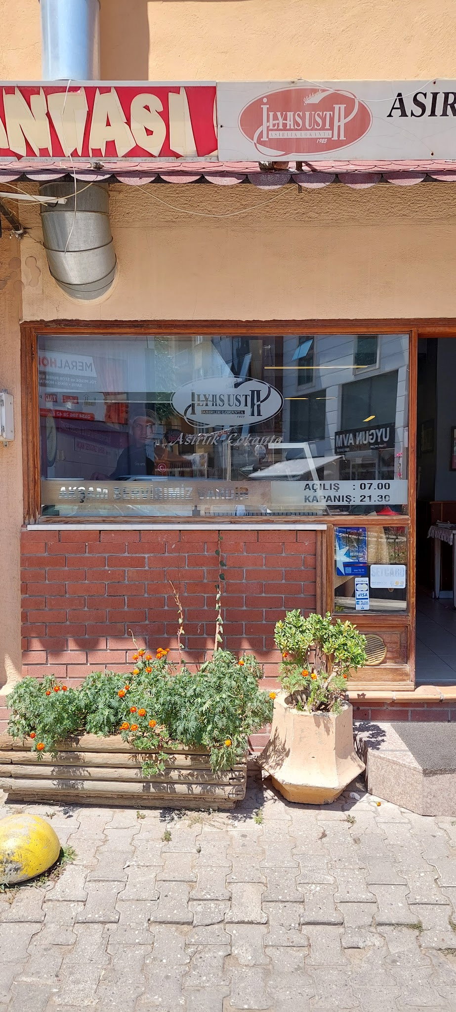 Asırlık İlyas Usta Lokantası