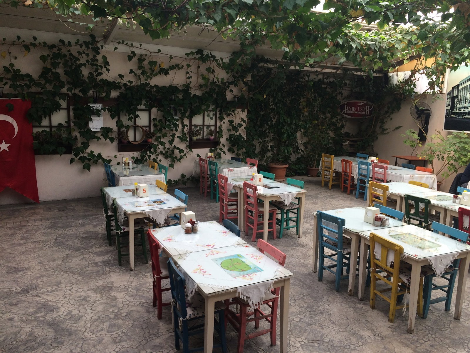 Asırlık İlyas Usta Lokantası