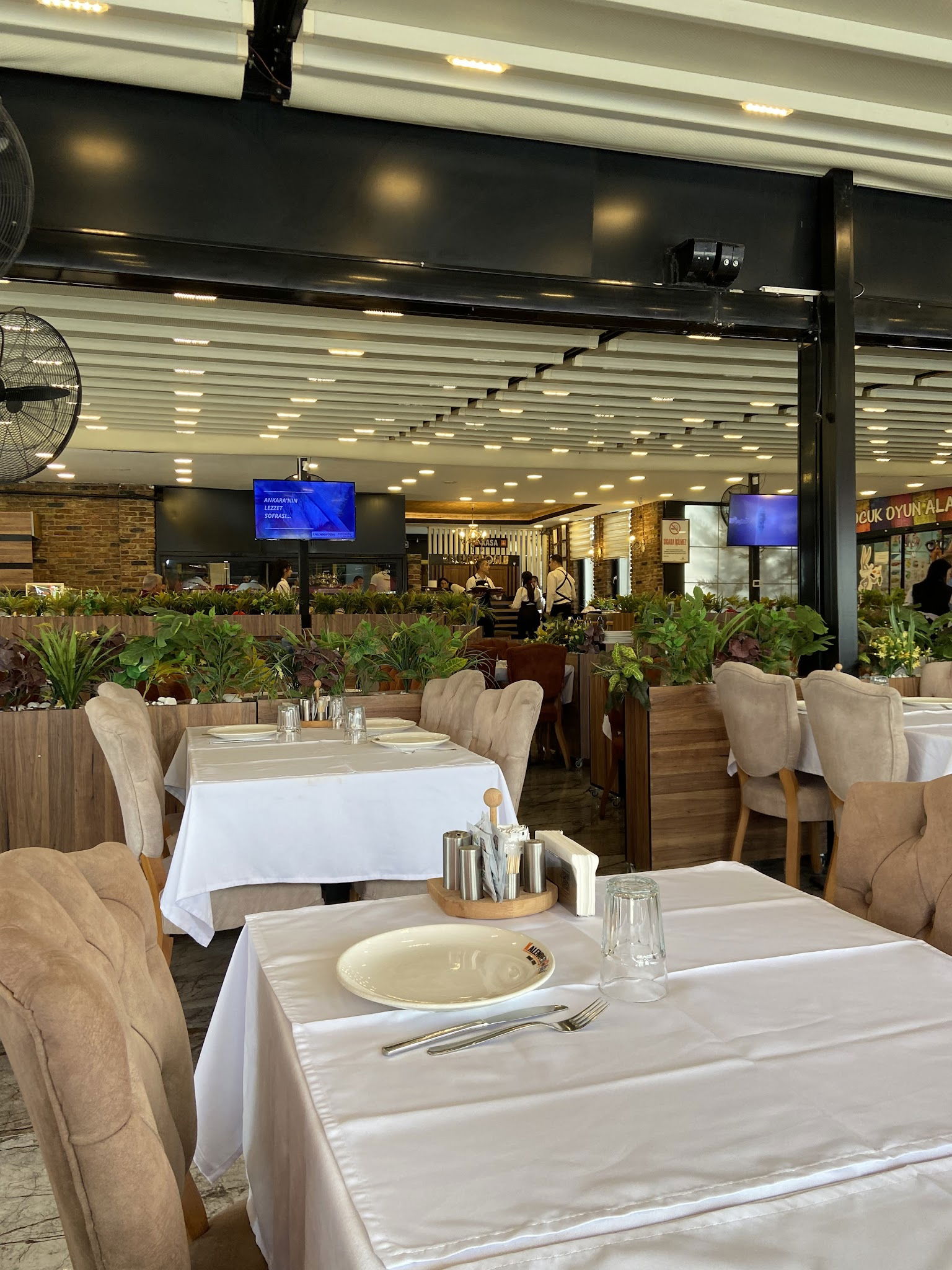 Kalenderoğlu Kebap Bağlıca