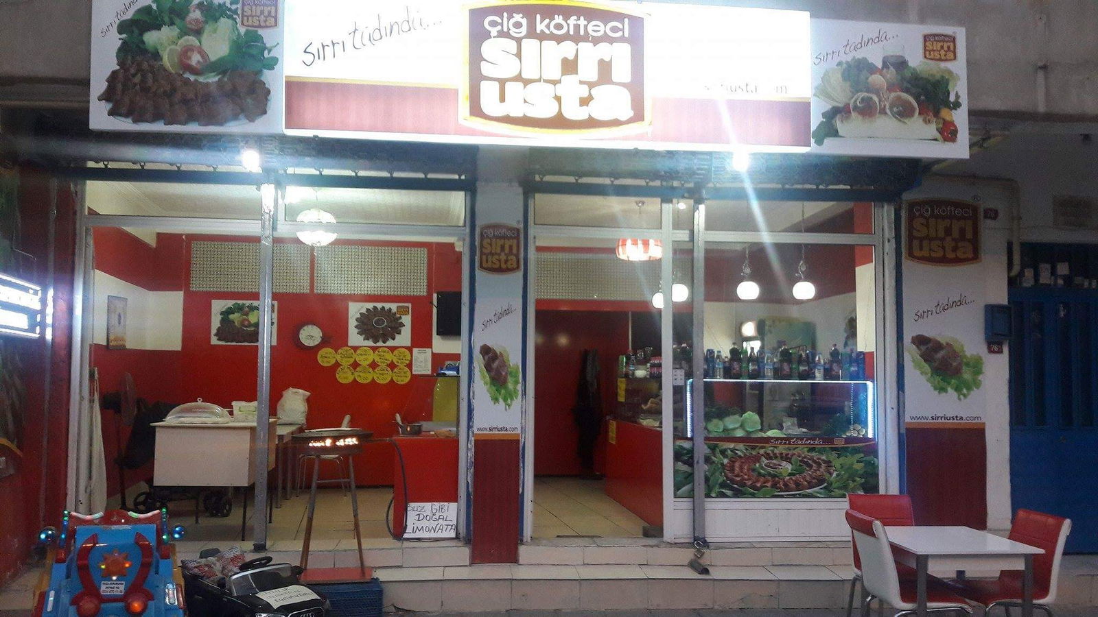 Çiğ Köfteci Sırrı Usta