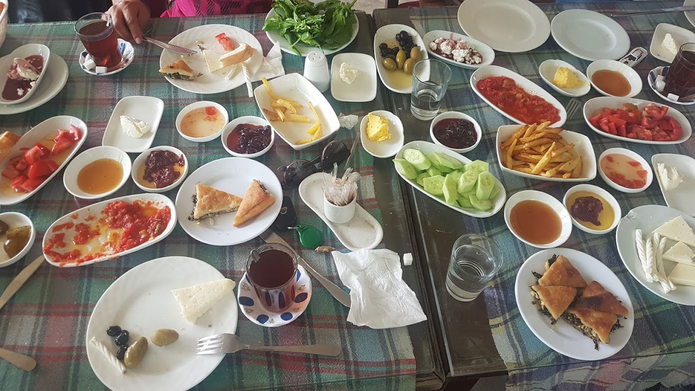 Bahcem Kahvaltı Et Mangal Ev Yemekleri