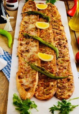 Ocakbaşı Etli Ekmek