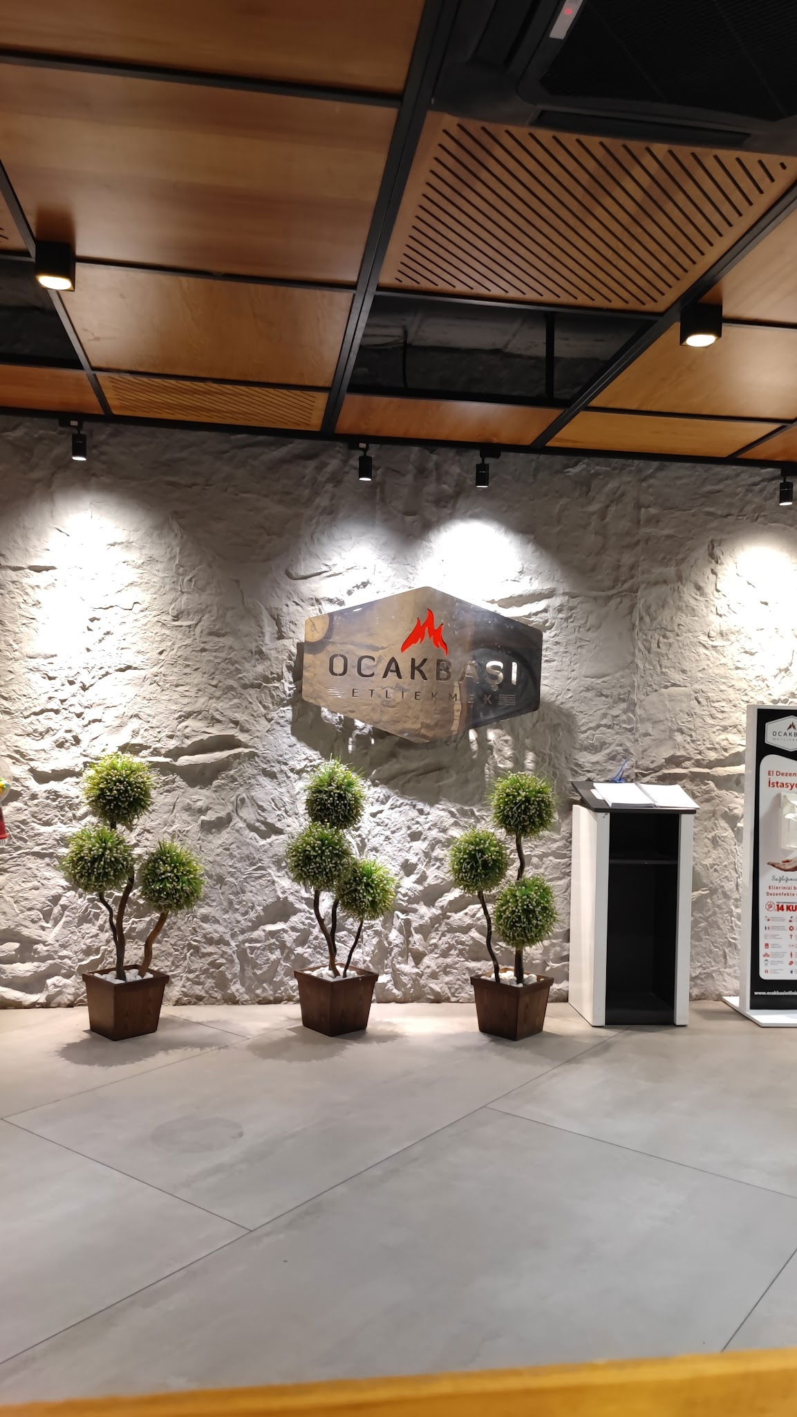 Ocakbaşı Etli Ekmek