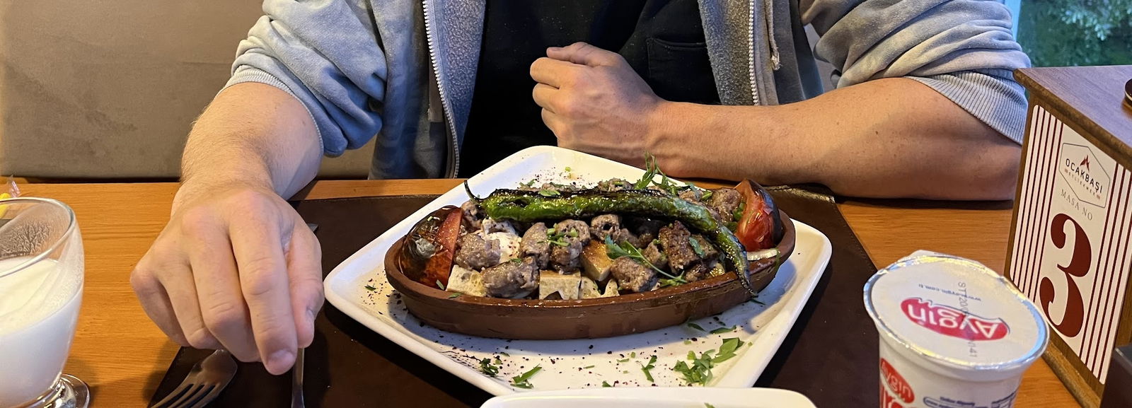 Ocakbaşı Etli Ekmek