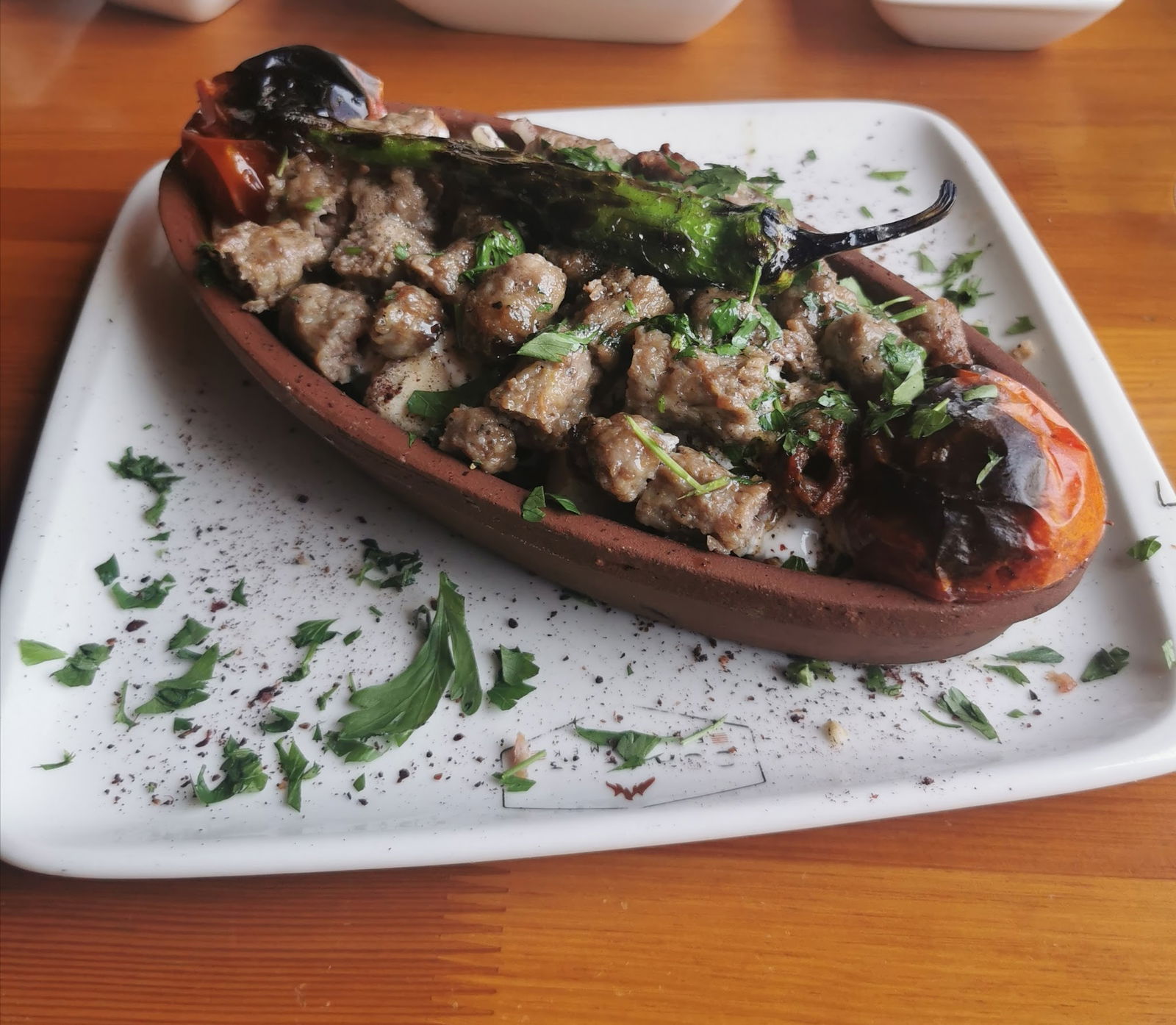 Ocakbaşı Etli Ekmek