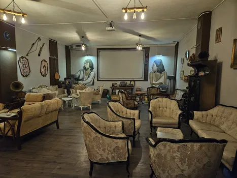 Müzeyyen Cafe resimleri