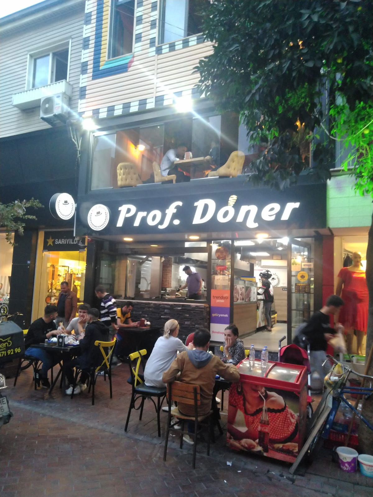 Prof.Döner/Nazi̇Lli̇