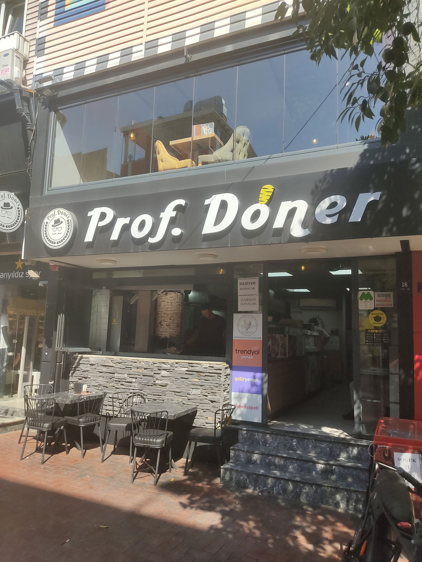 Prof.Döner/Nazi̇Lli̇