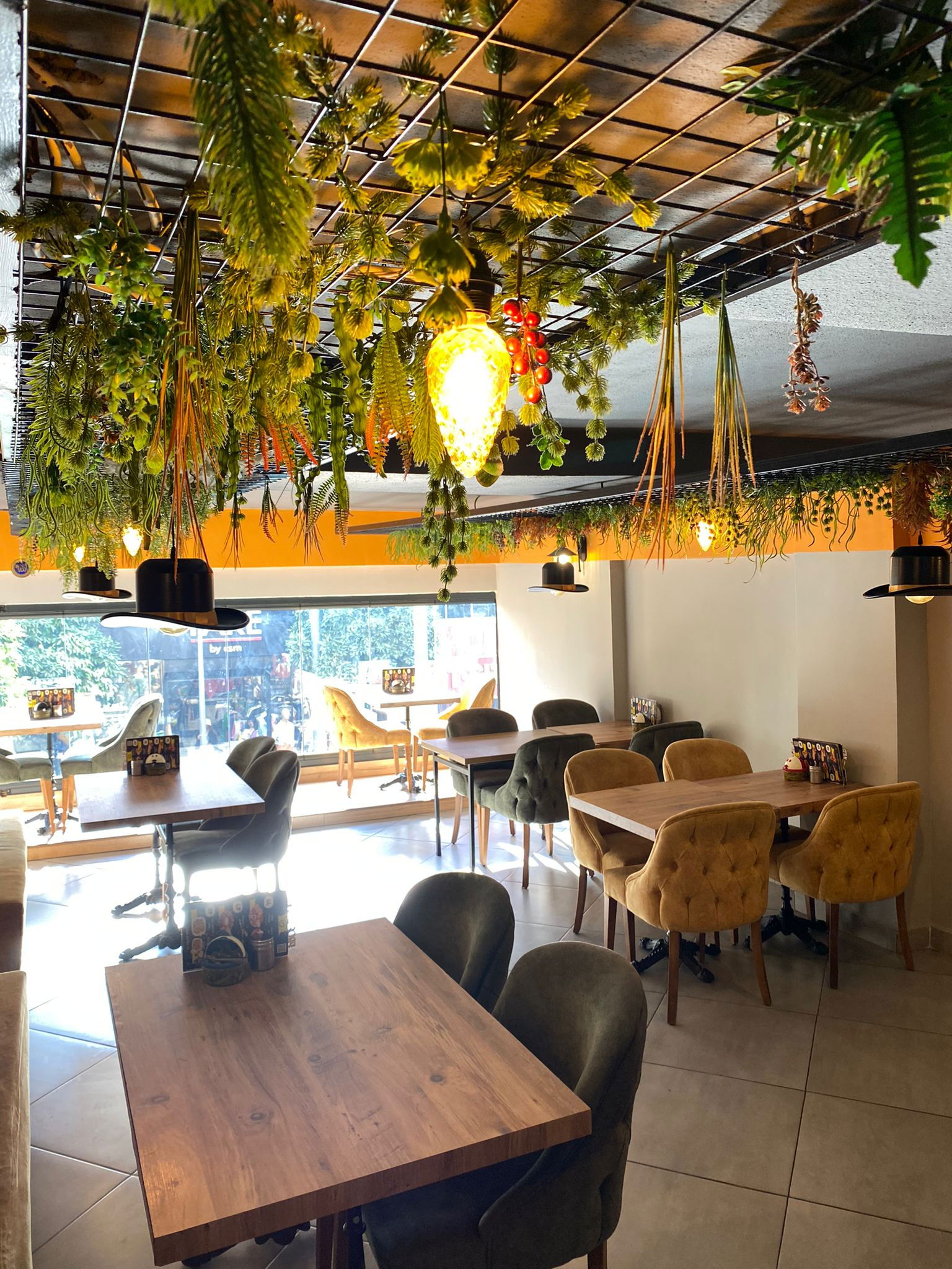 Prof.Döner/Nazi̇Lli̇