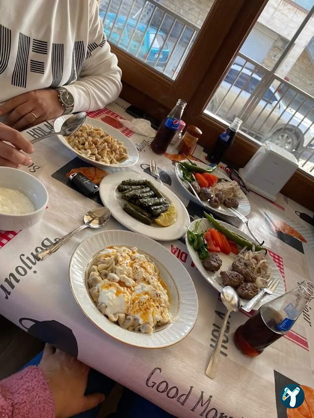 Çakmaklıbosnakderbegi Boşnak böreği ve mantı gözleme