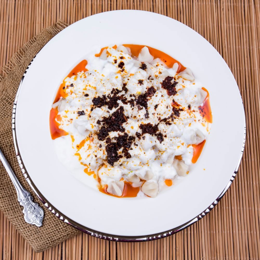 Boşnak Mantısı (1 kg.) (Yoğurtlu & Soslu) (4 Kişilik)