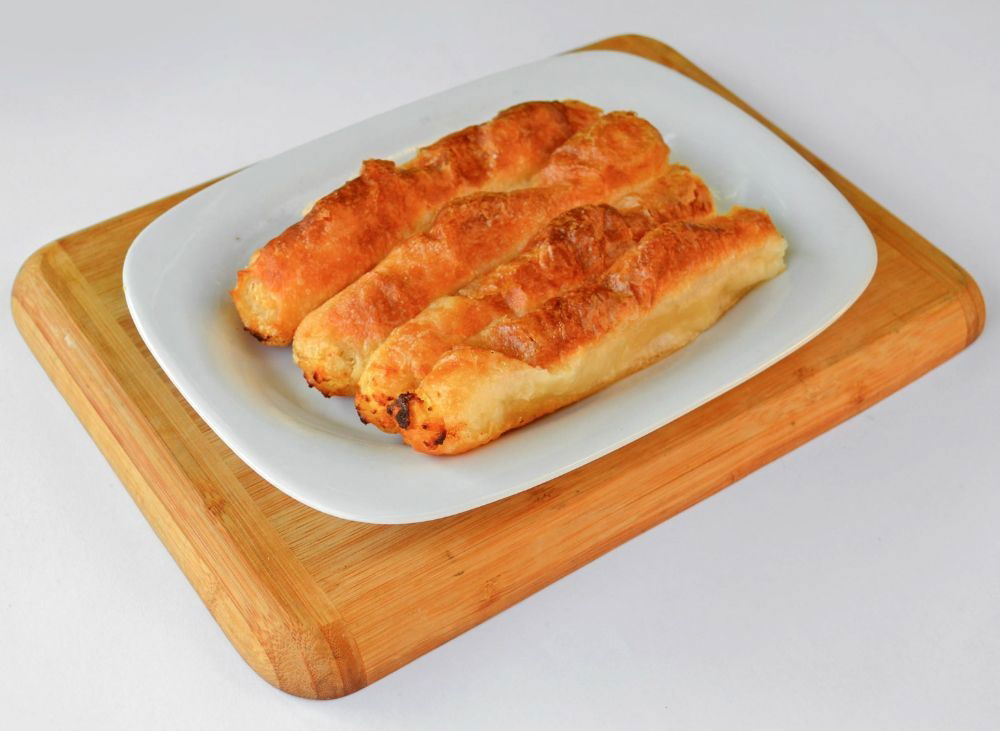 Kuru Et & Cheddarlı Boşnak Böreği Tepsi (1,2-1,3 kg.)