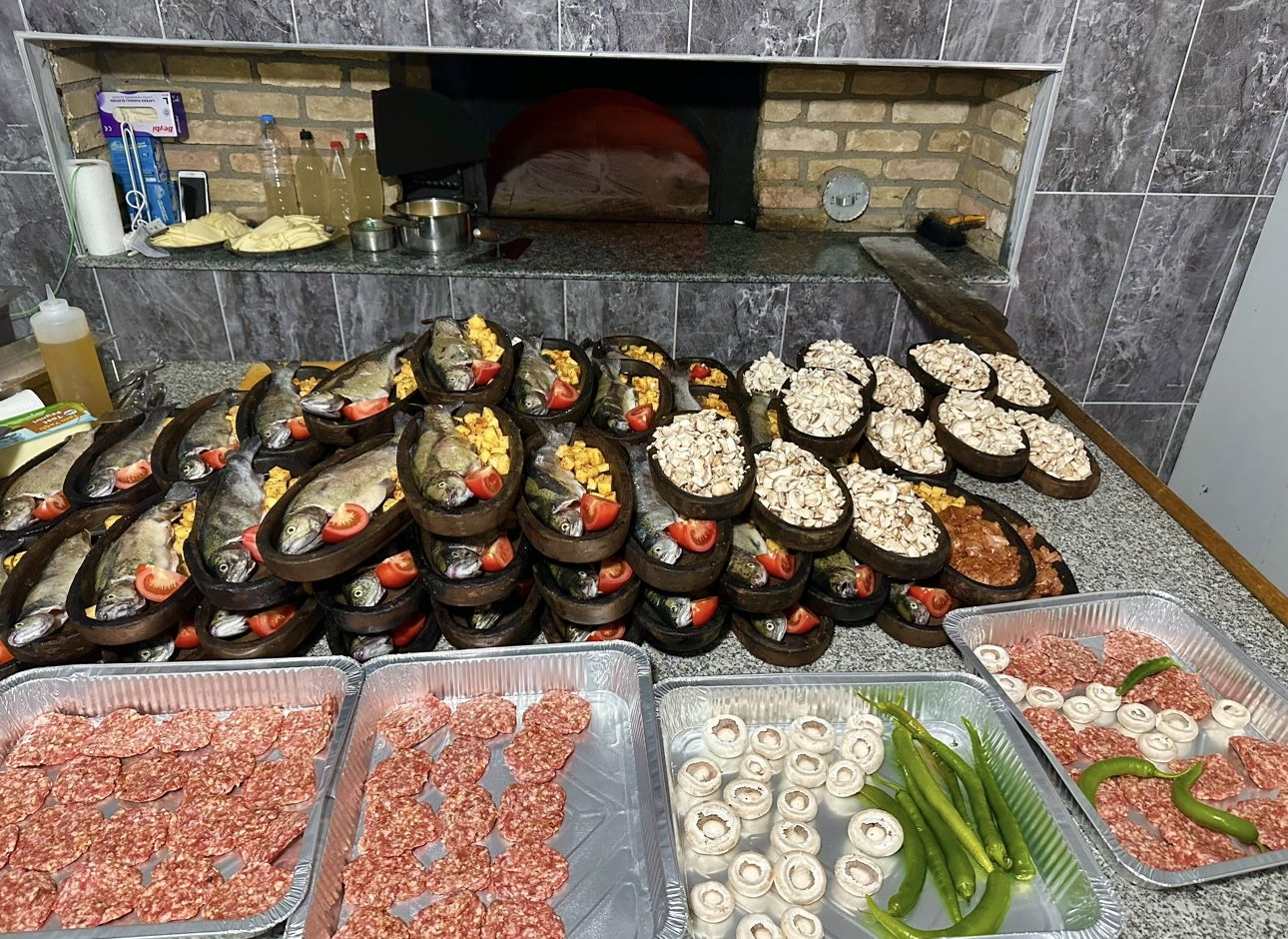 Eskil Çadır Bahçe Aile Balık-Izgara Restaurant