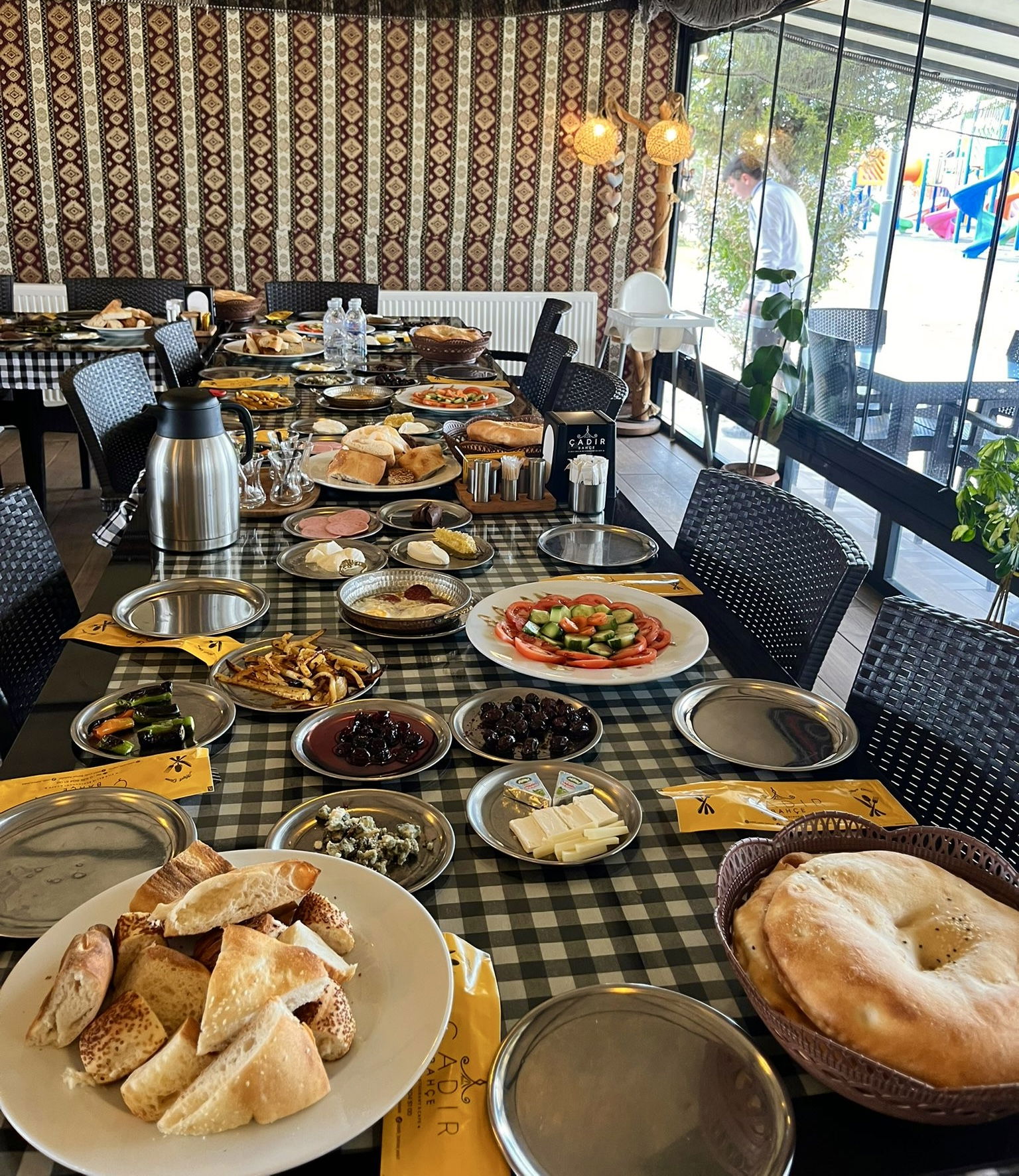 Eskil Çadır Bahçe Aile Balık-Izgara Restaurant