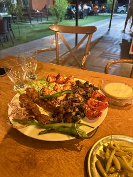 Eskil Çadır Bahçe Aile Balık-Izgara Restaurant resimleri