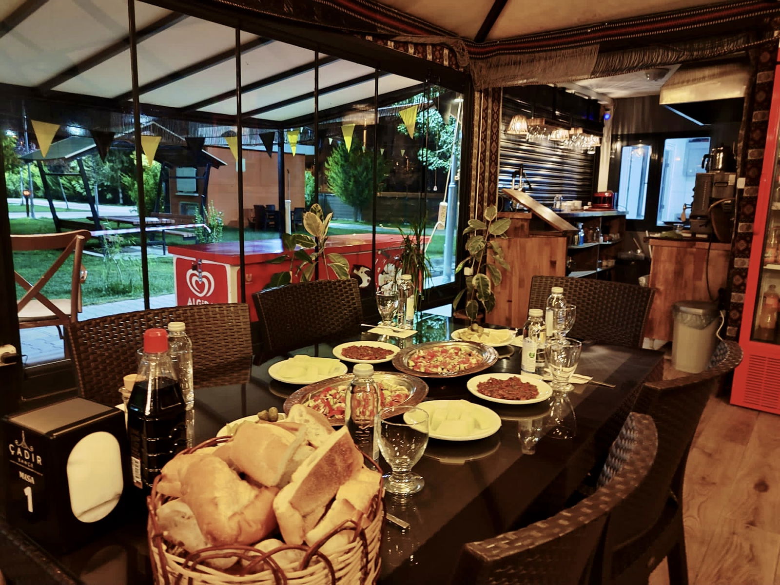 Eskil Çadır Bahçe Aile Balık-Izgara Restaurant