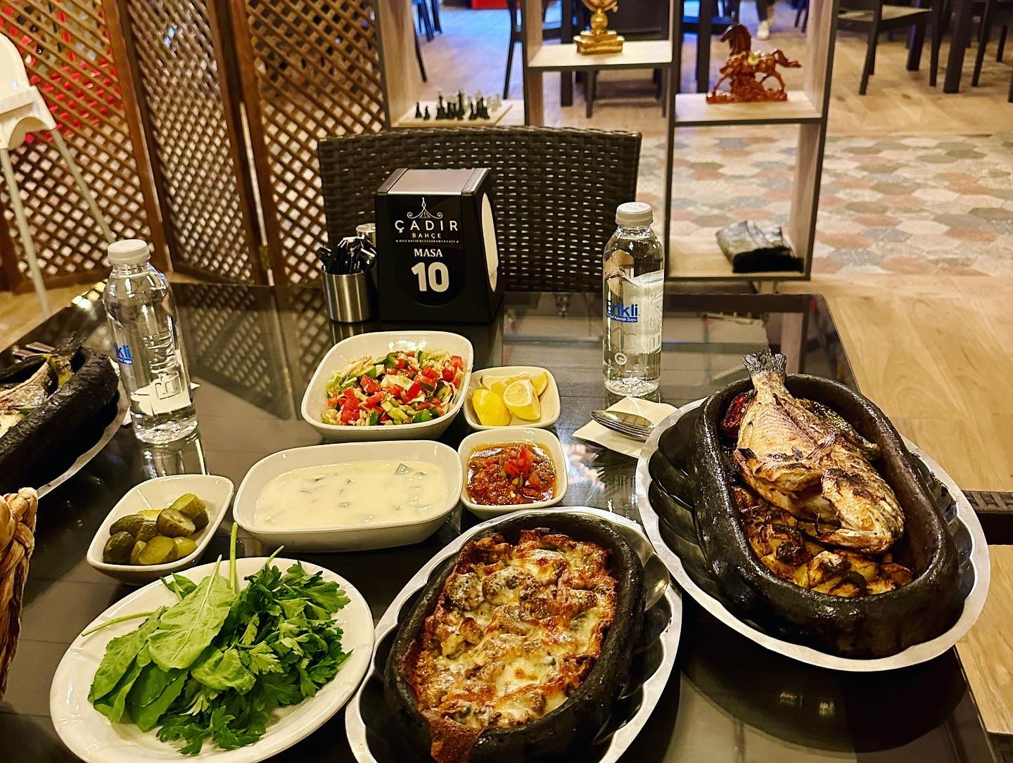 Eskil Çadır Bahçe Aile Balık-Izgara Restaurant