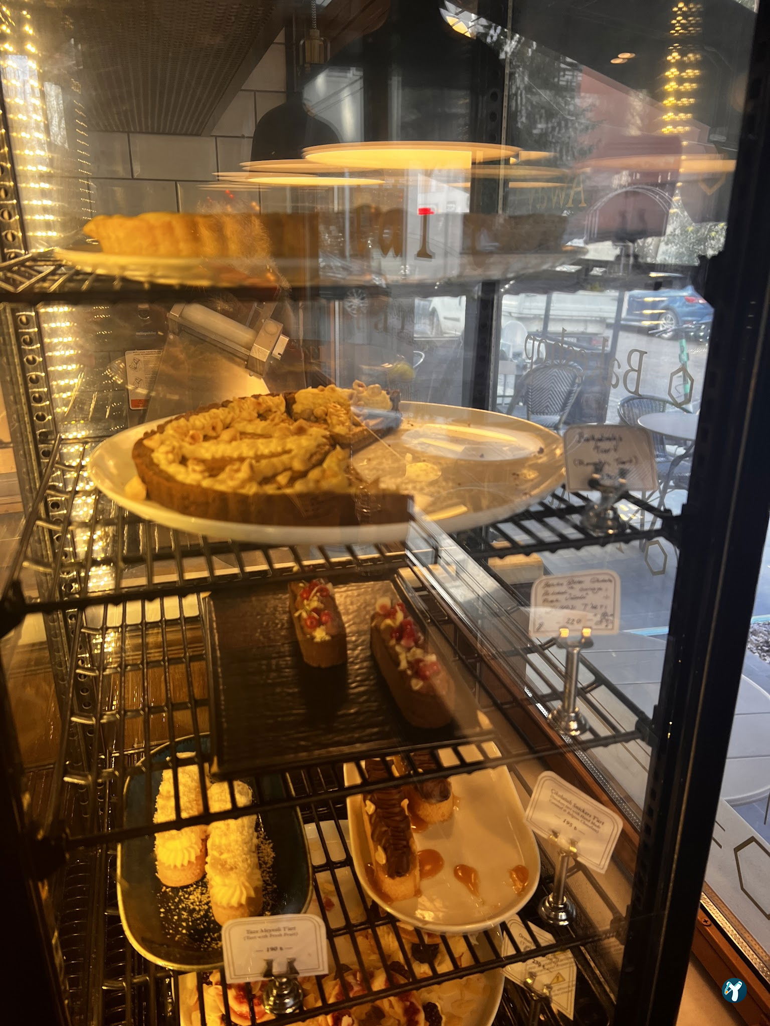 Tart Bakery Cafe