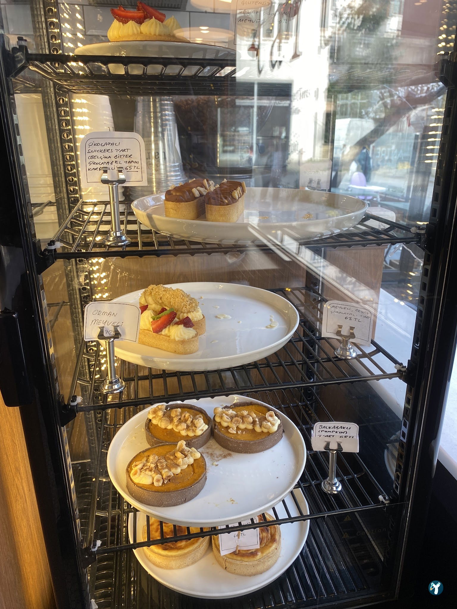Tart Bakery Cafe