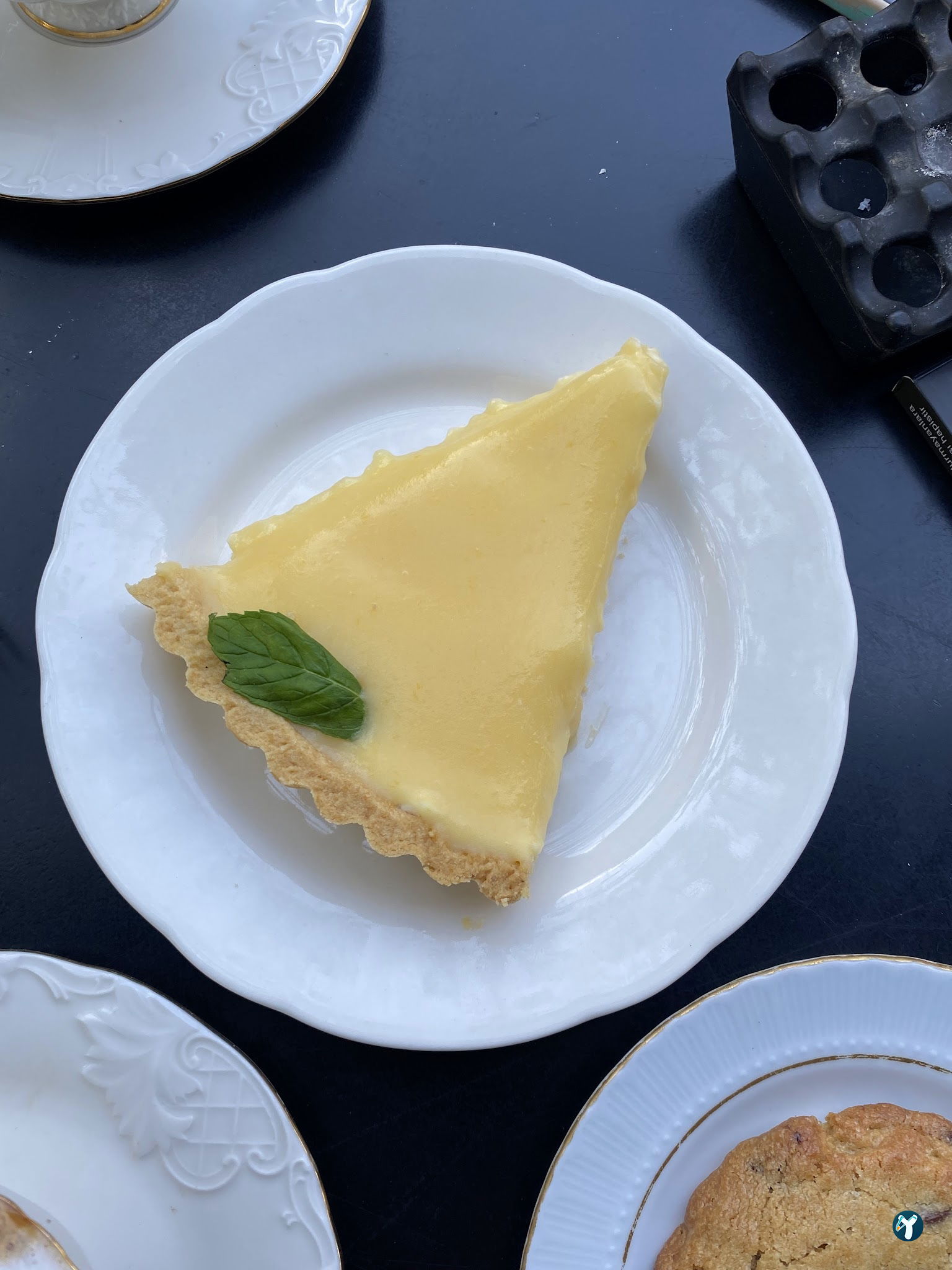 Tart Bakery Cafe