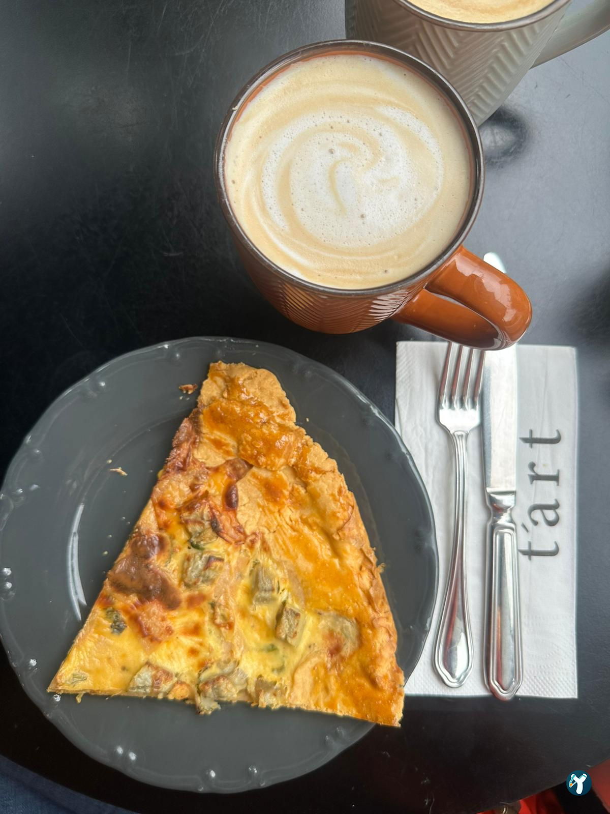 Tart Bakery Cafe