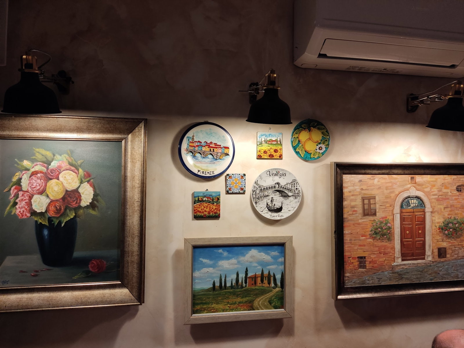 Tart Bakery Cafe