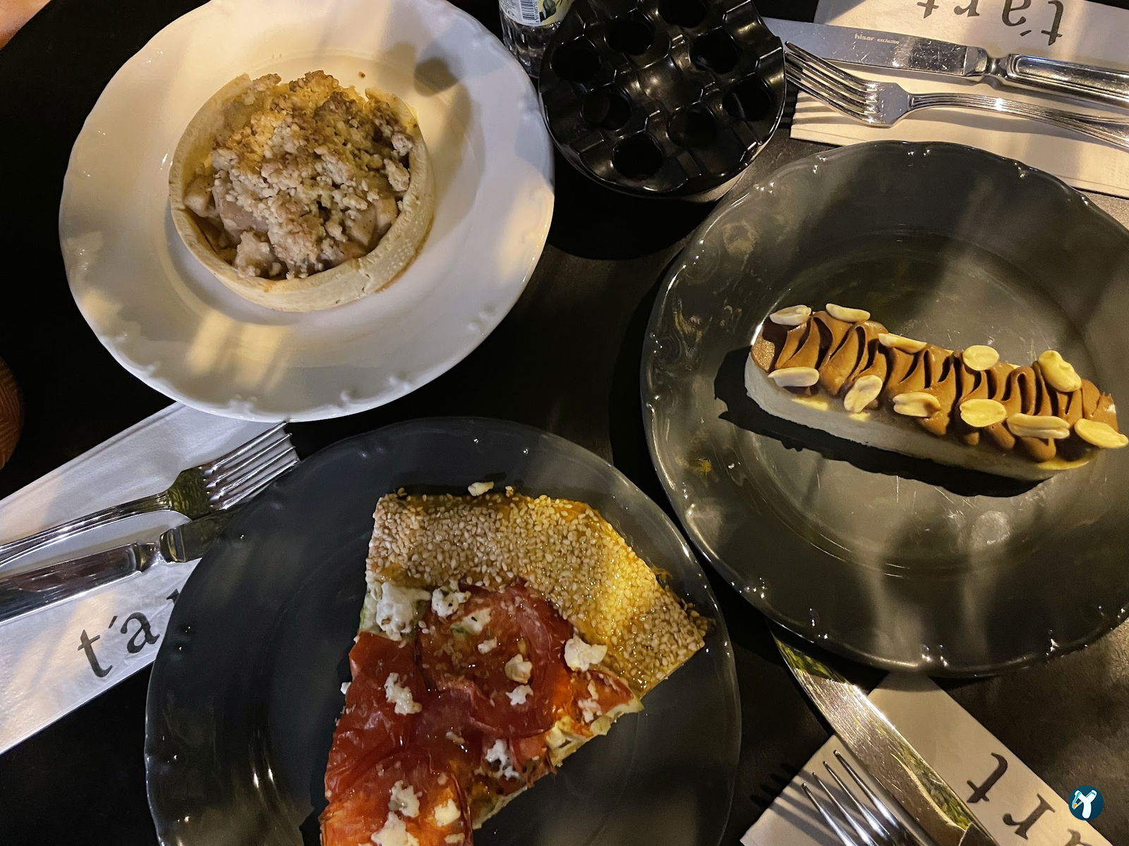 Tart Bakery Cafe