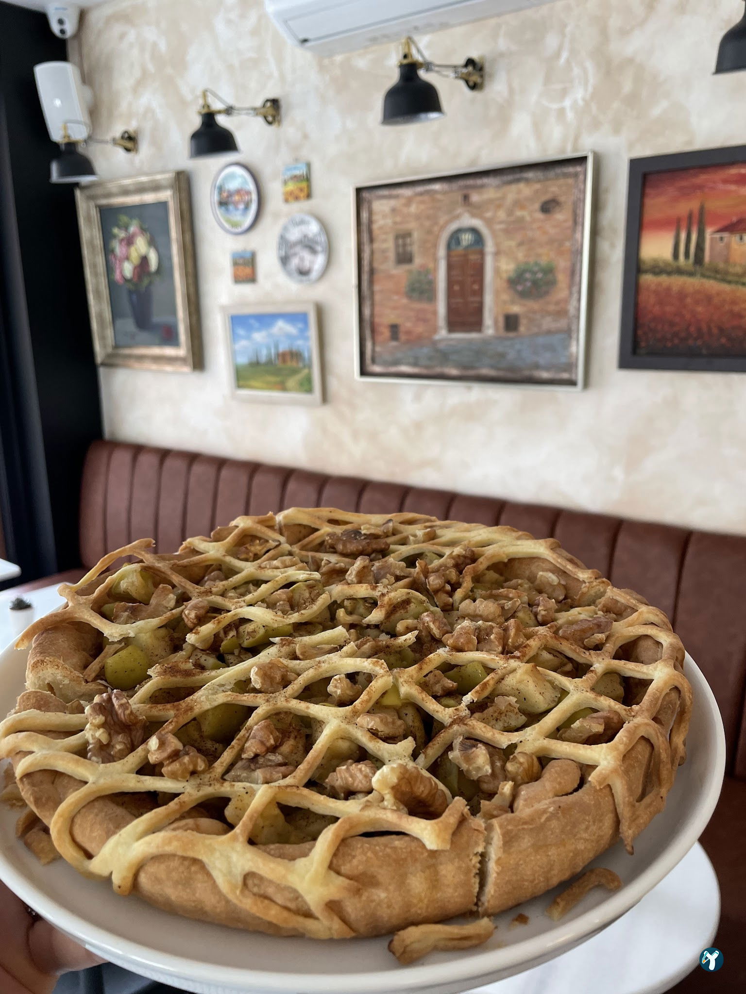 Tart Bakery Cafe