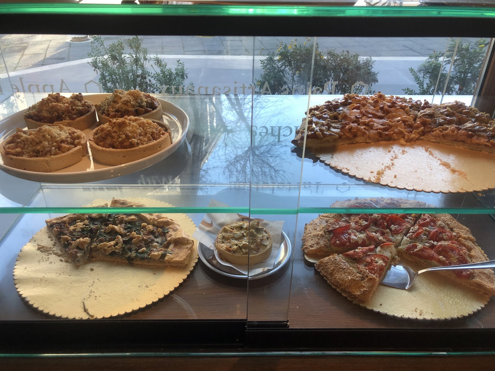Tart Bakery Cafe