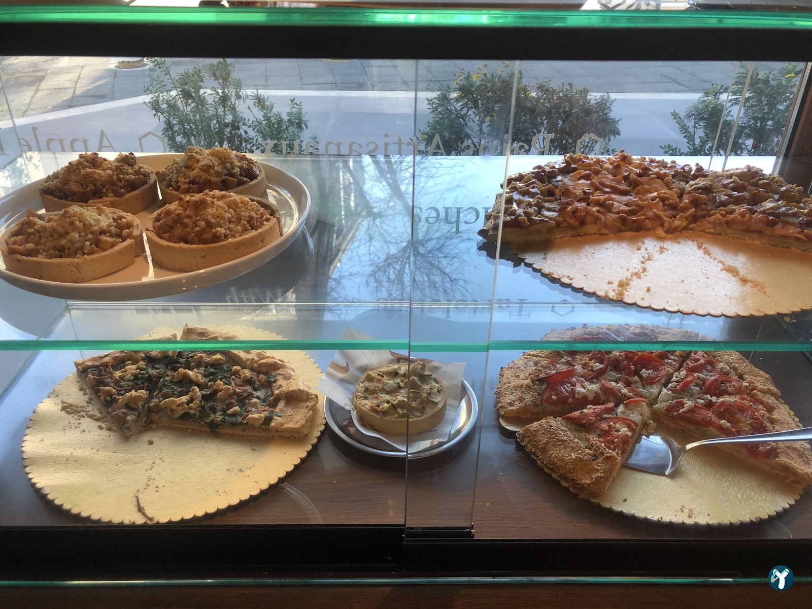 Tart Bakery Cafe