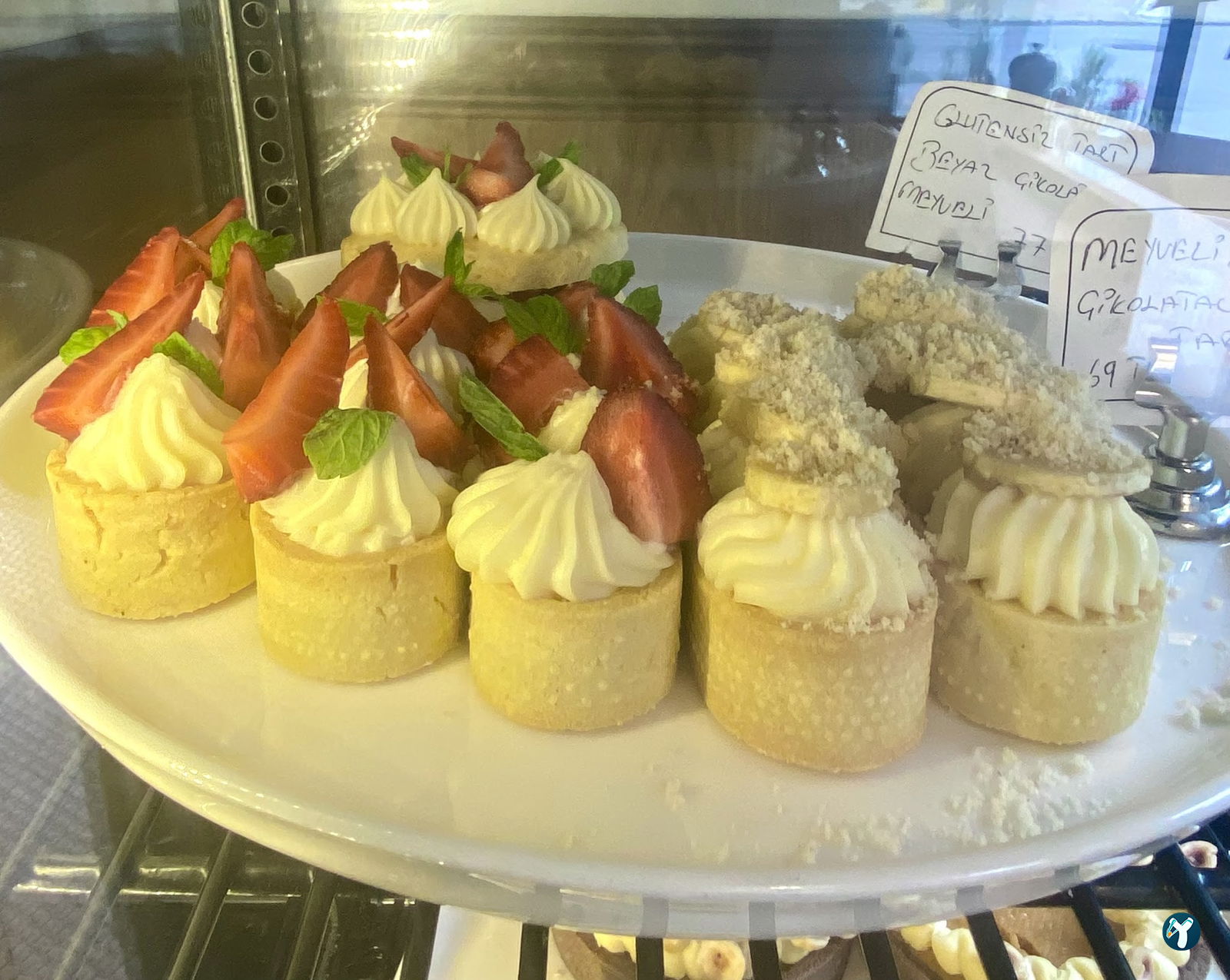Tart Bakery Cafe