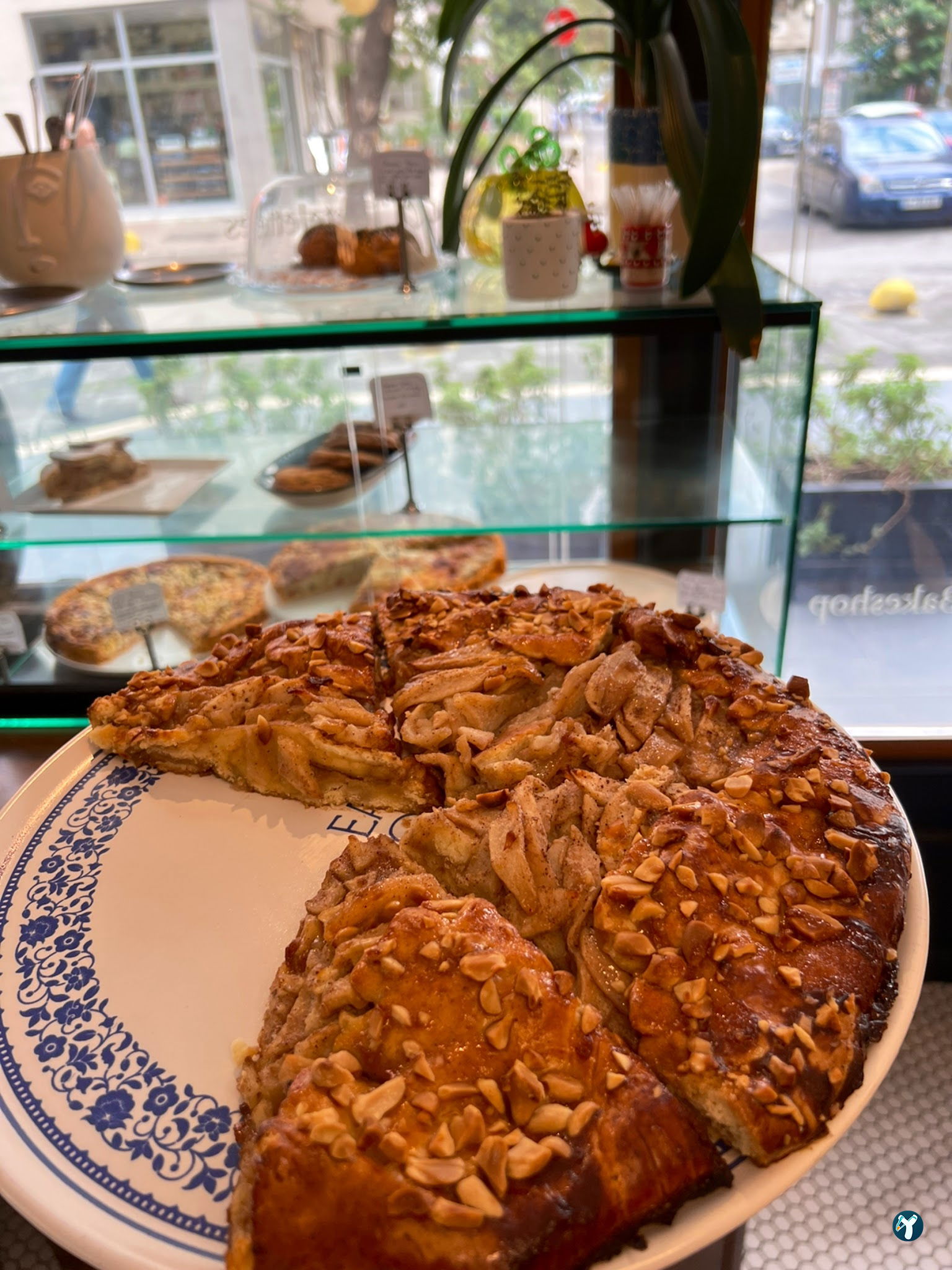 Tart Bakery Cafe