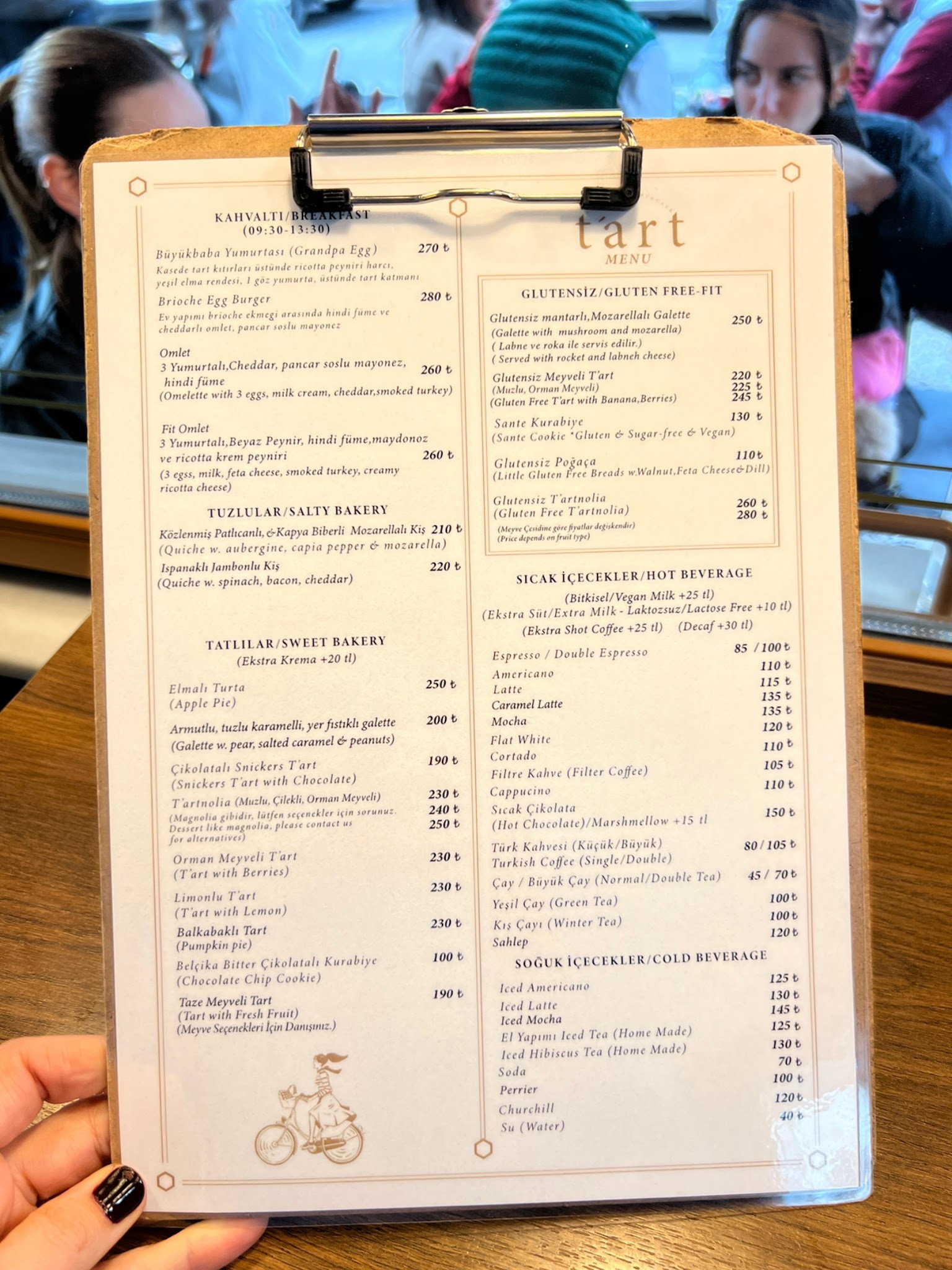 Tart Bakery Cafe