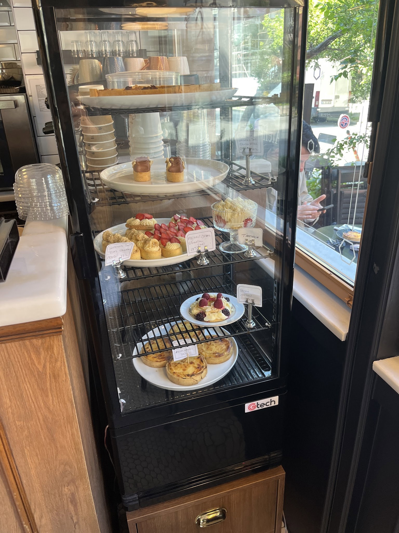 Tart Bakery Cafe