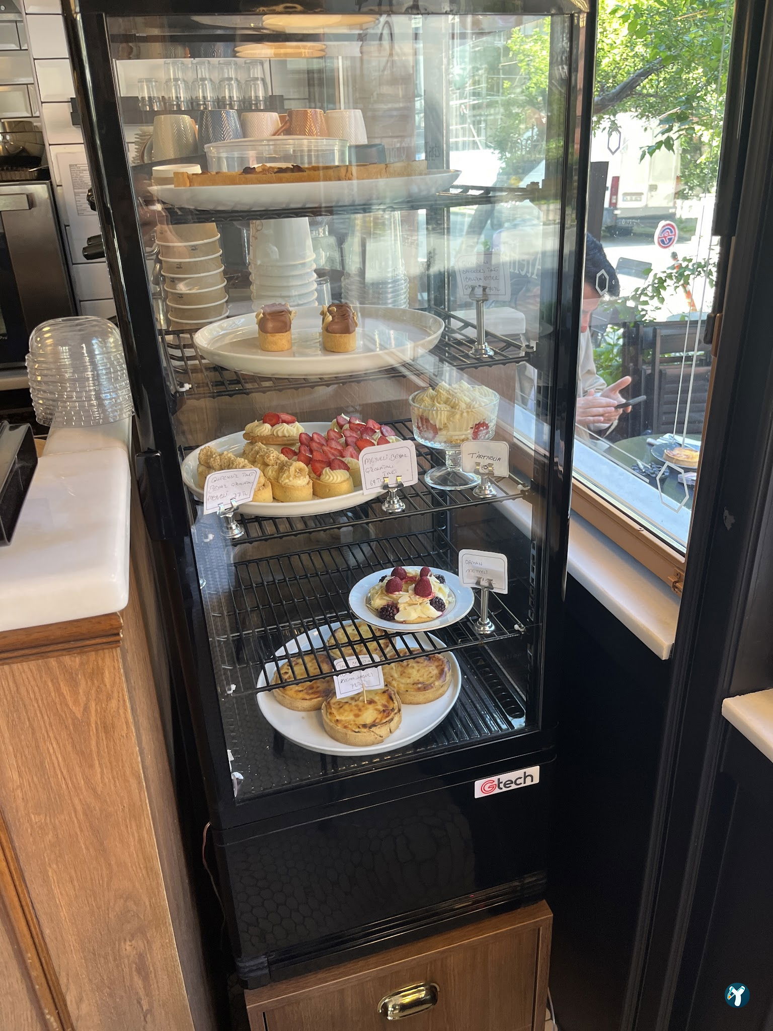 Tart Bakery Cafe