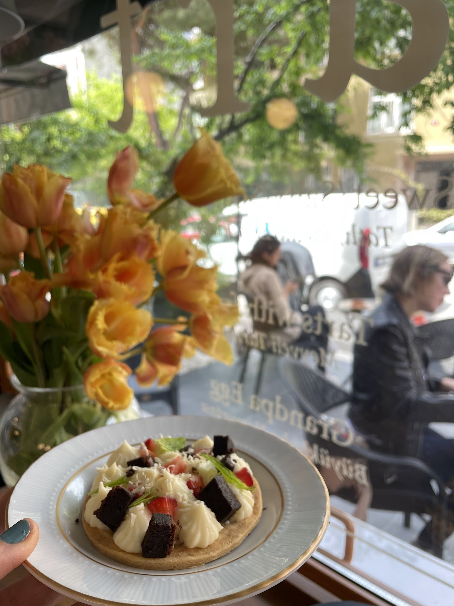 Tart Bakery Cafe
