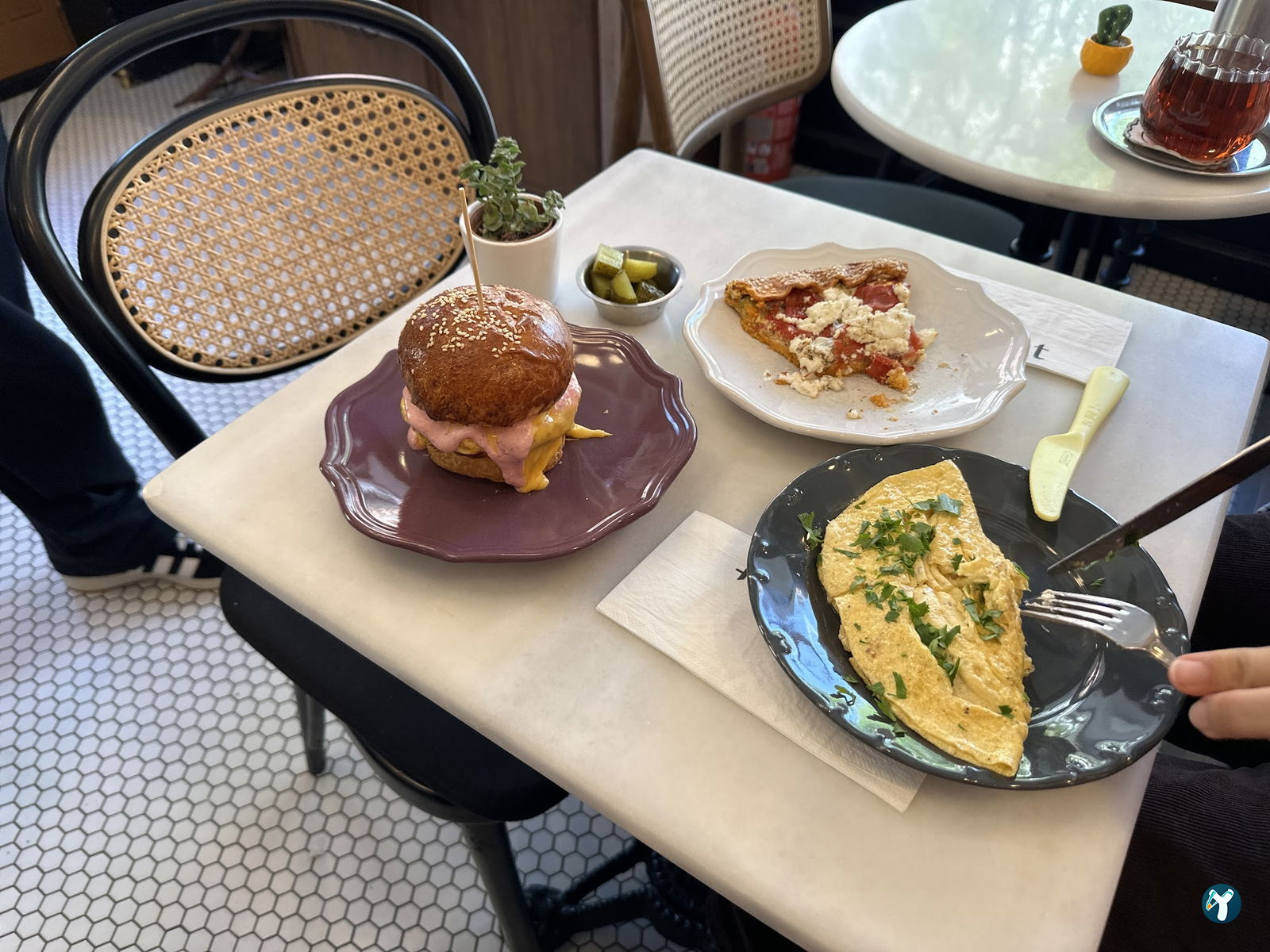 Tart Bakery Cafe