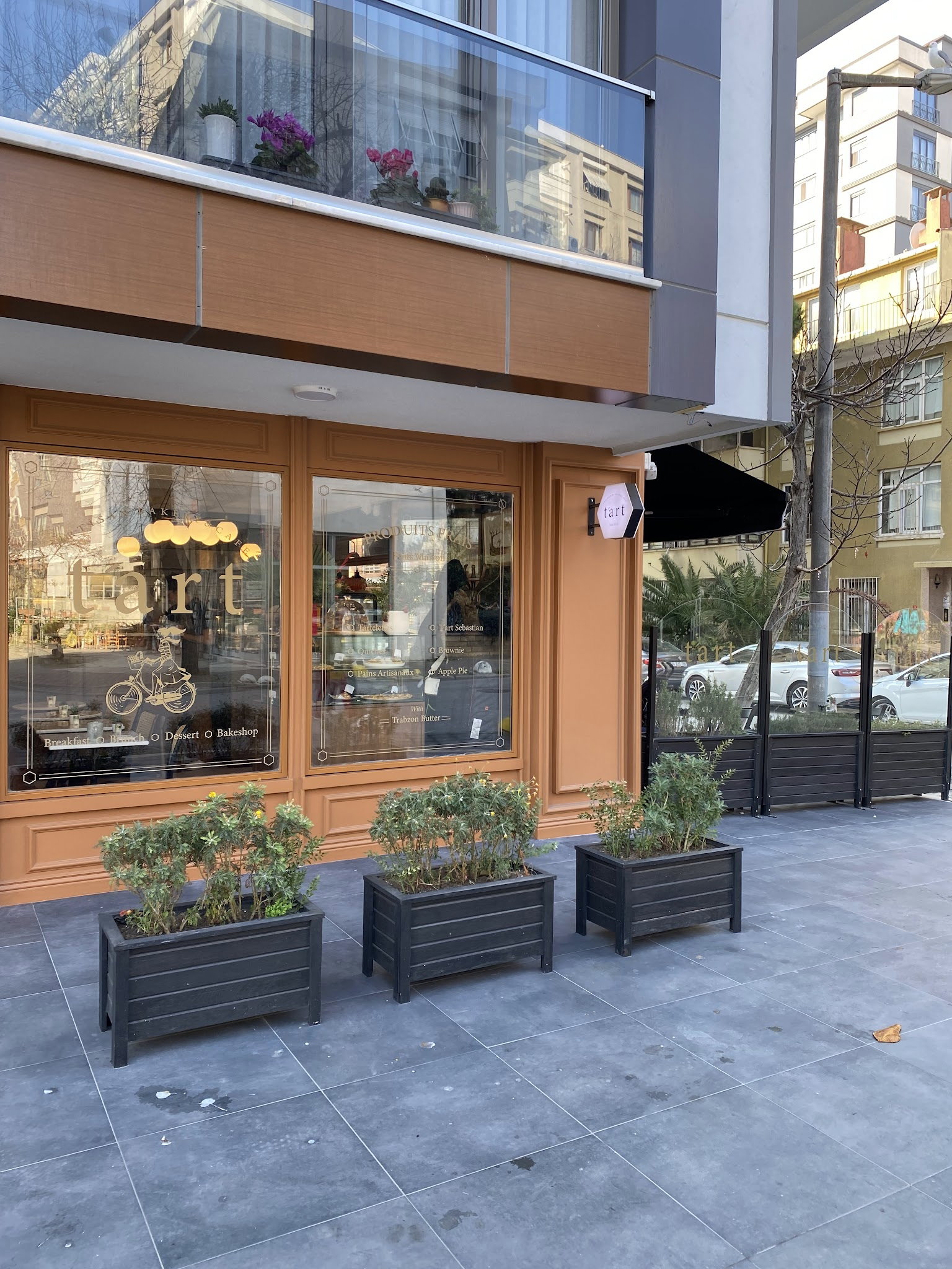 Tart Bakery Cafe