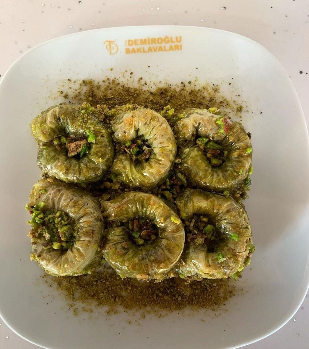 Fıstıklı Bülbül (500 gr.)