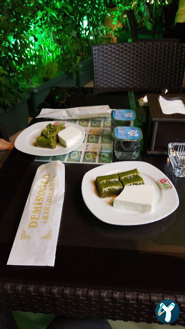 Tire Demiroğlu Baklavaları