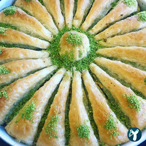 Tire Demiroğlu Baklavaları