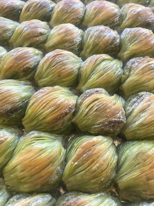 Tire Demiroğlu Baklavaları