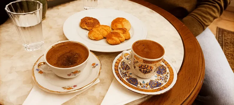 Turing Istanbul Kahvehanesi (Adisyon) resimleri