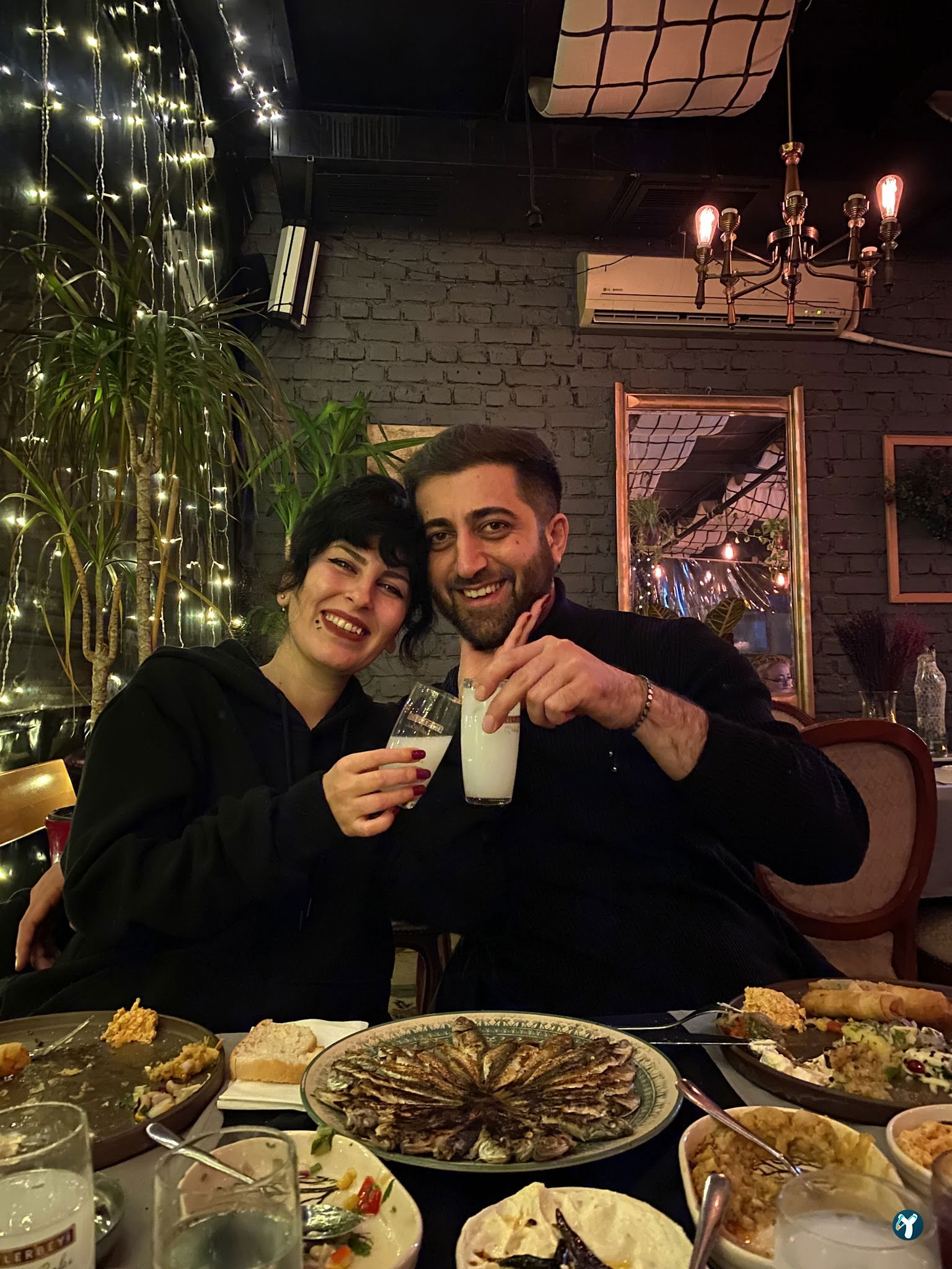 İzole Beyoğlu | Restaurant & Bar