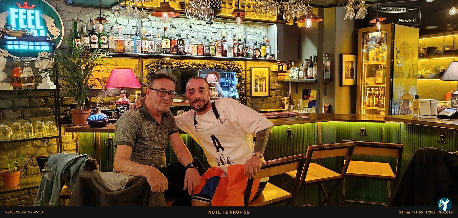 İzole Beyoğlu | Restaurant & Bar