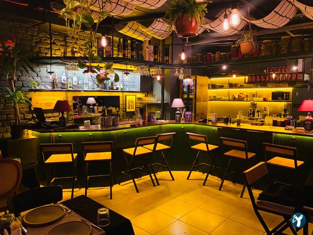 İzole Beyoğlu | Restaurant & Bar