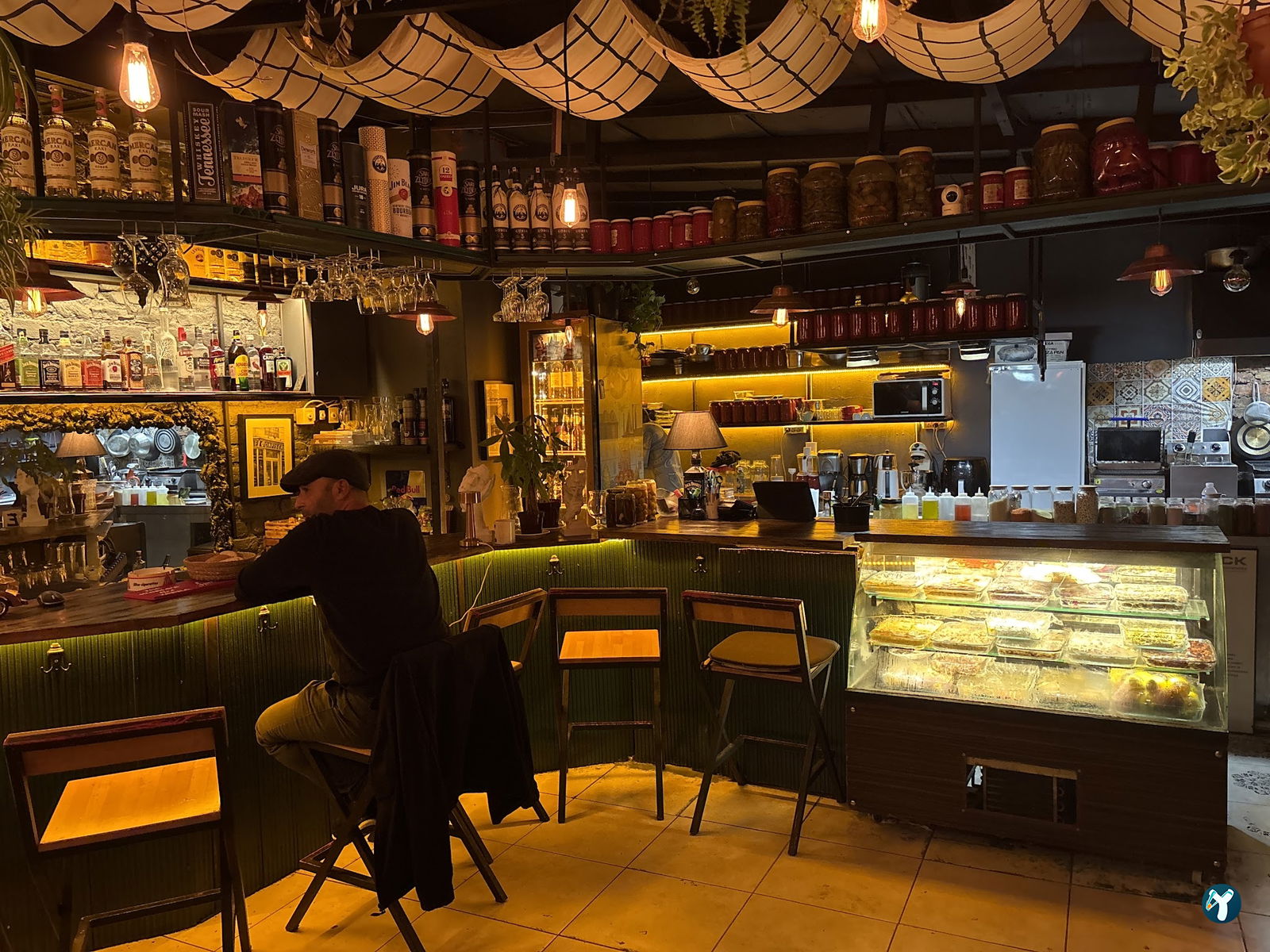 İzole Beyoğlu | Restaurant & Bar