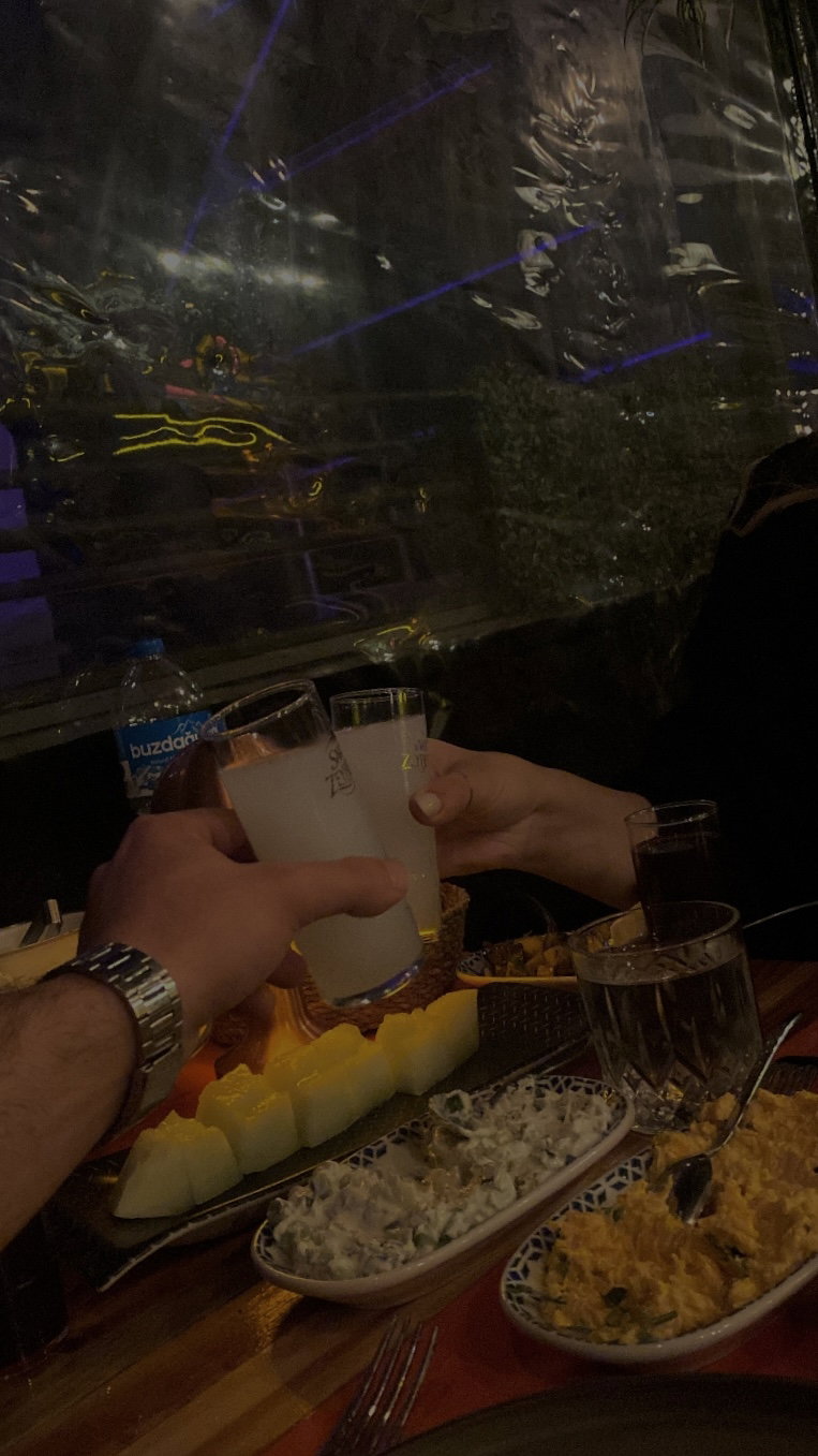 İzole Beyoğlu | Restaurant & Bar