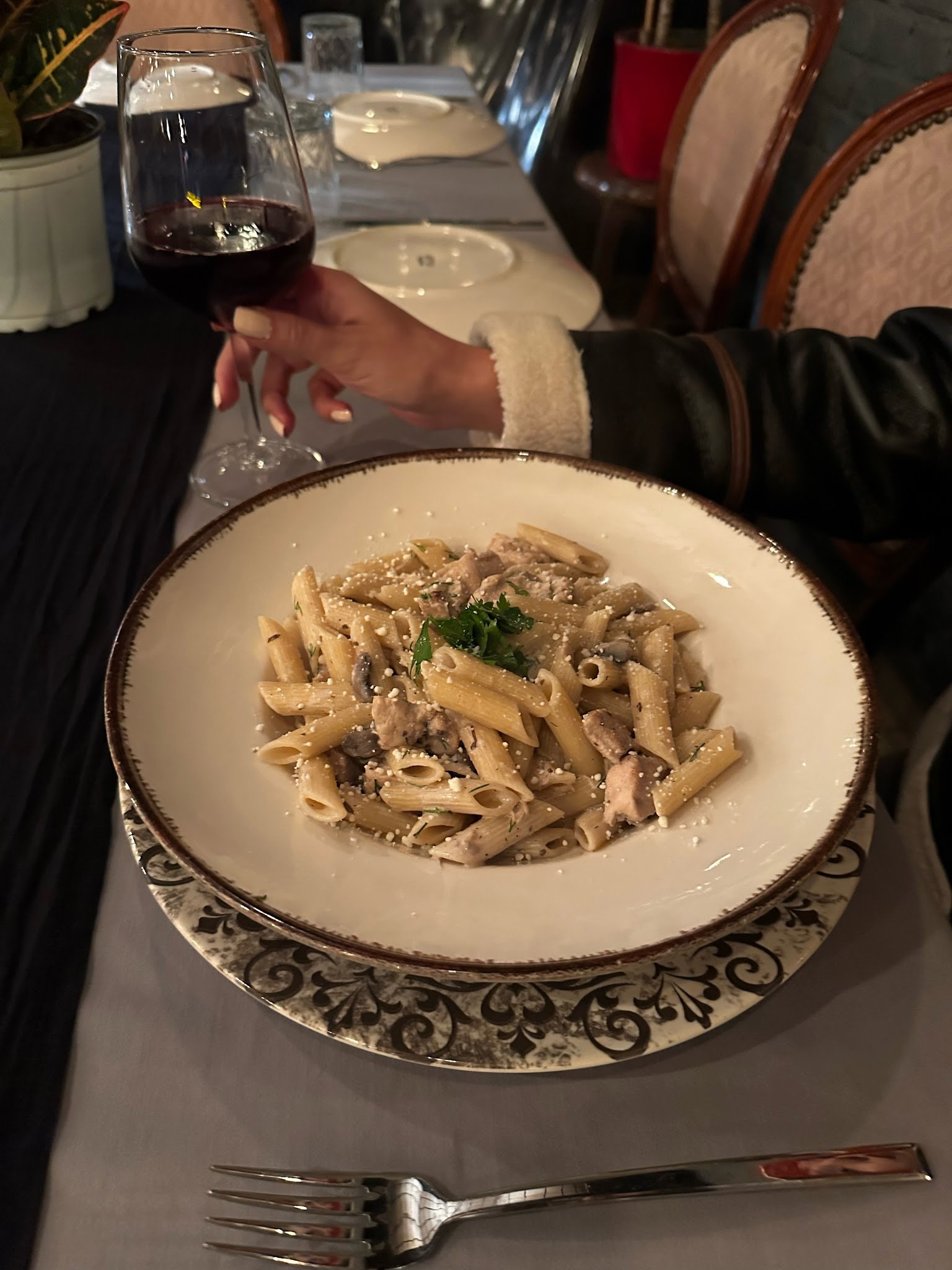İzole Beyoğlu | Restaurant & Bar